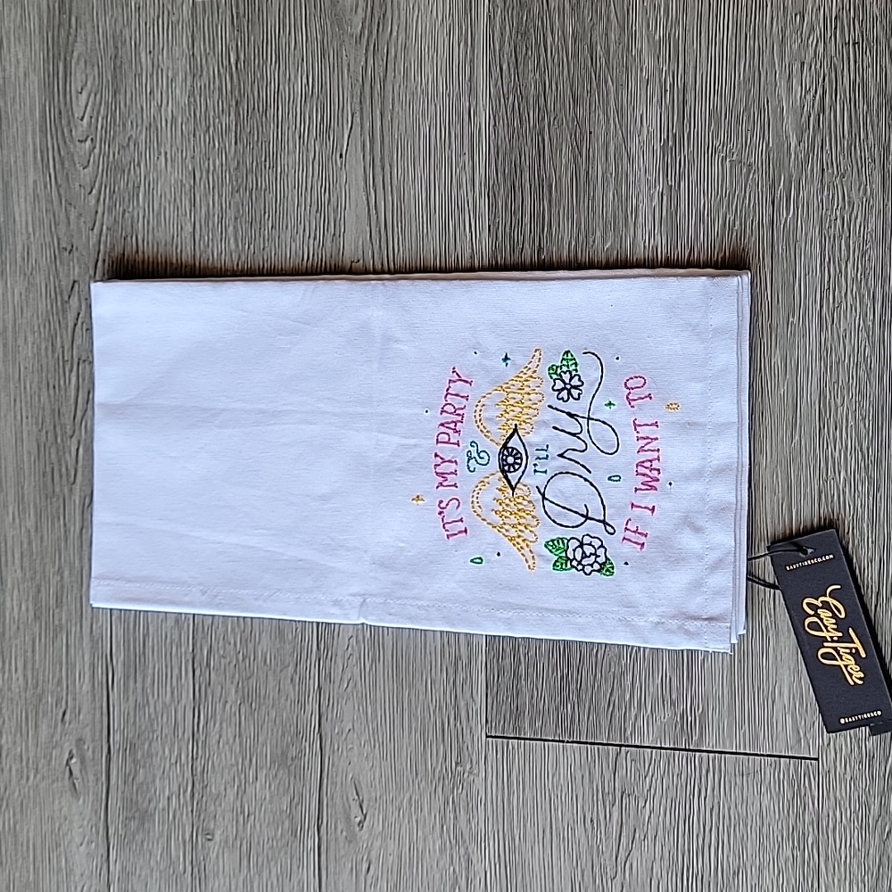 NWT Set Of 2 Easy, Tiger Embroidered Dish Towels